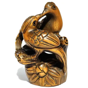 

Y6352 - 2" Hand Carved Boxwood Netsuke : 2 Birds on Tree