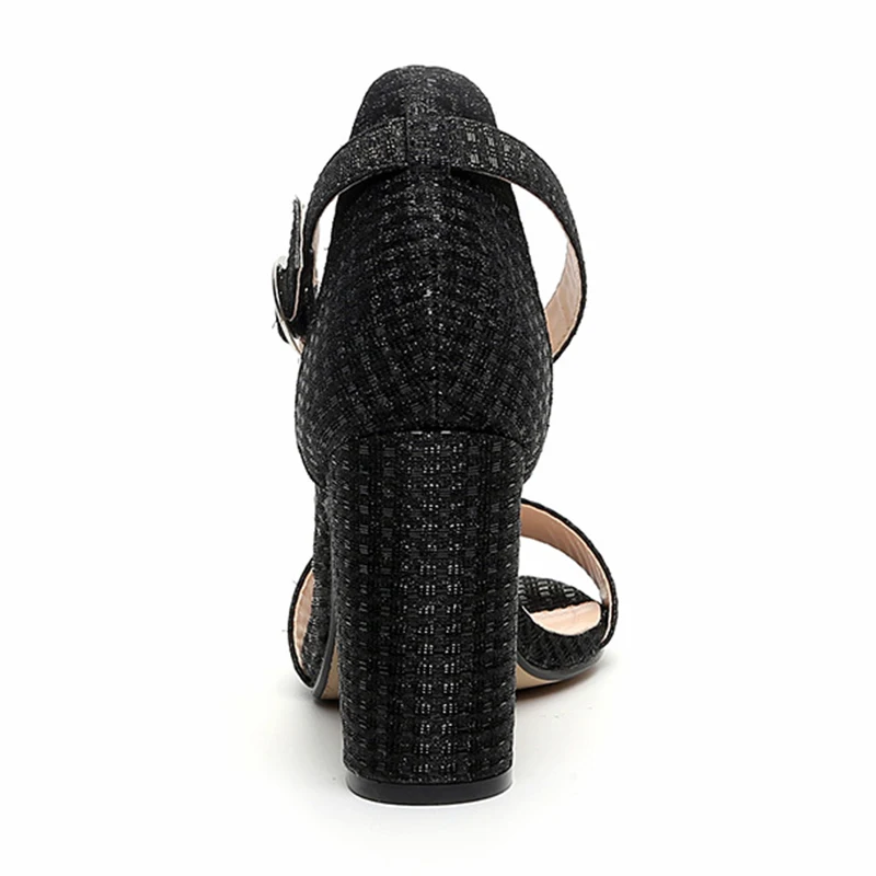 11757900870_1700080989