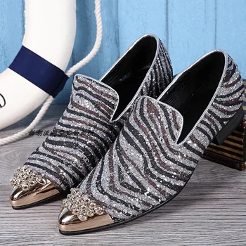 

Beertola Rivet Fashion Patent Leather Men's Dress Shoes Flats Heel Shoes Men Business Style Male Flat Bottom Man Big Size