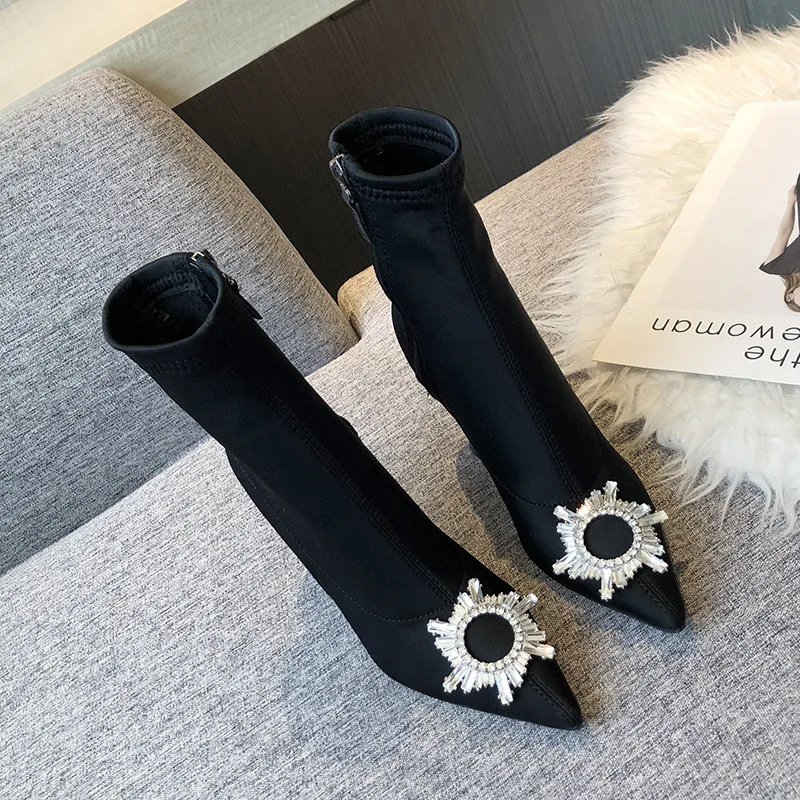 

Winter Boots Lady Women's Rubber Shoes Rain Lace Up Boots-women Crystal Booties Ladies Low Heels booties Round Toe 2020 2019