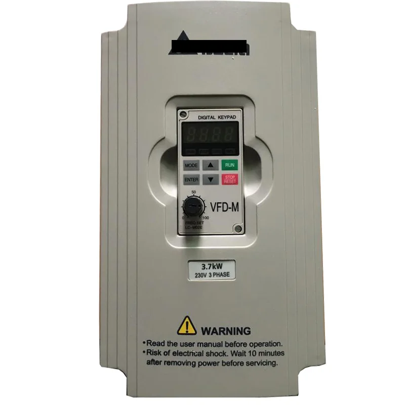 Новый VFD037M23A Дельта VFD-M Инвертор AC мотор привод 3 фазы 220V 3.7Kw 5HP 17A 400HZ пятно |