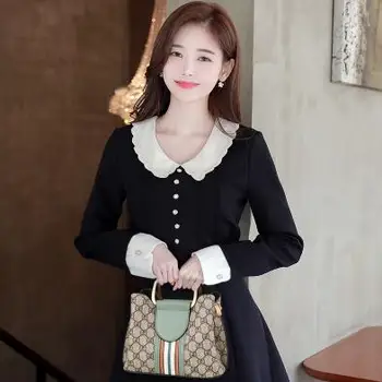 

2019 New single-shoulder oil leather three-layer brandAAA223