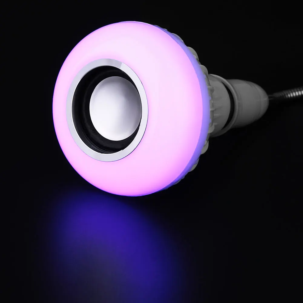 Беспроводной E27 Bluetooth 3,0 аудио динамик RGB цвет белая Лампа музыкальная лампа