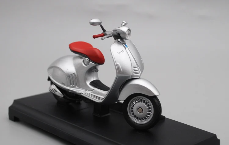 

Welly 1/18 VESPA 946 2014 Scooter Motorcycle Motorbike Diecast Display Model Toy For Kids Boys Girls