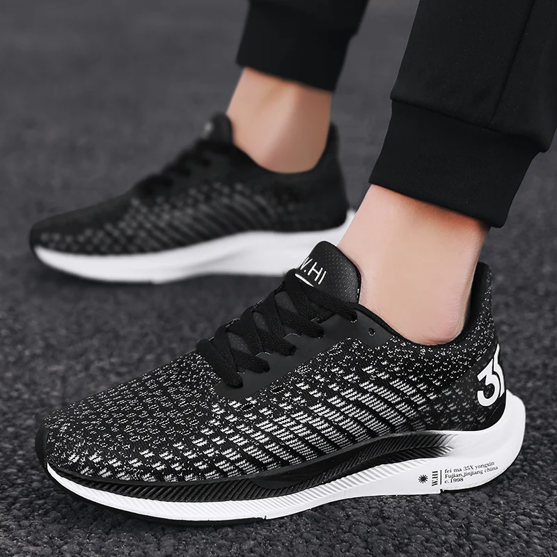 Spring Summer Men Running Shoes Light Weight Lace Up Men Sport Shoes Outdoor Walking Sneakers Men Gym trainers Big Size Footwear