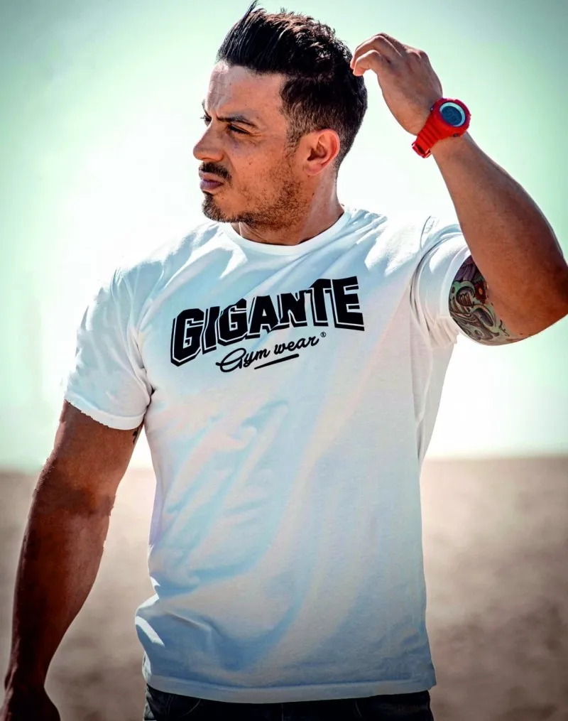 8156517005_447170321