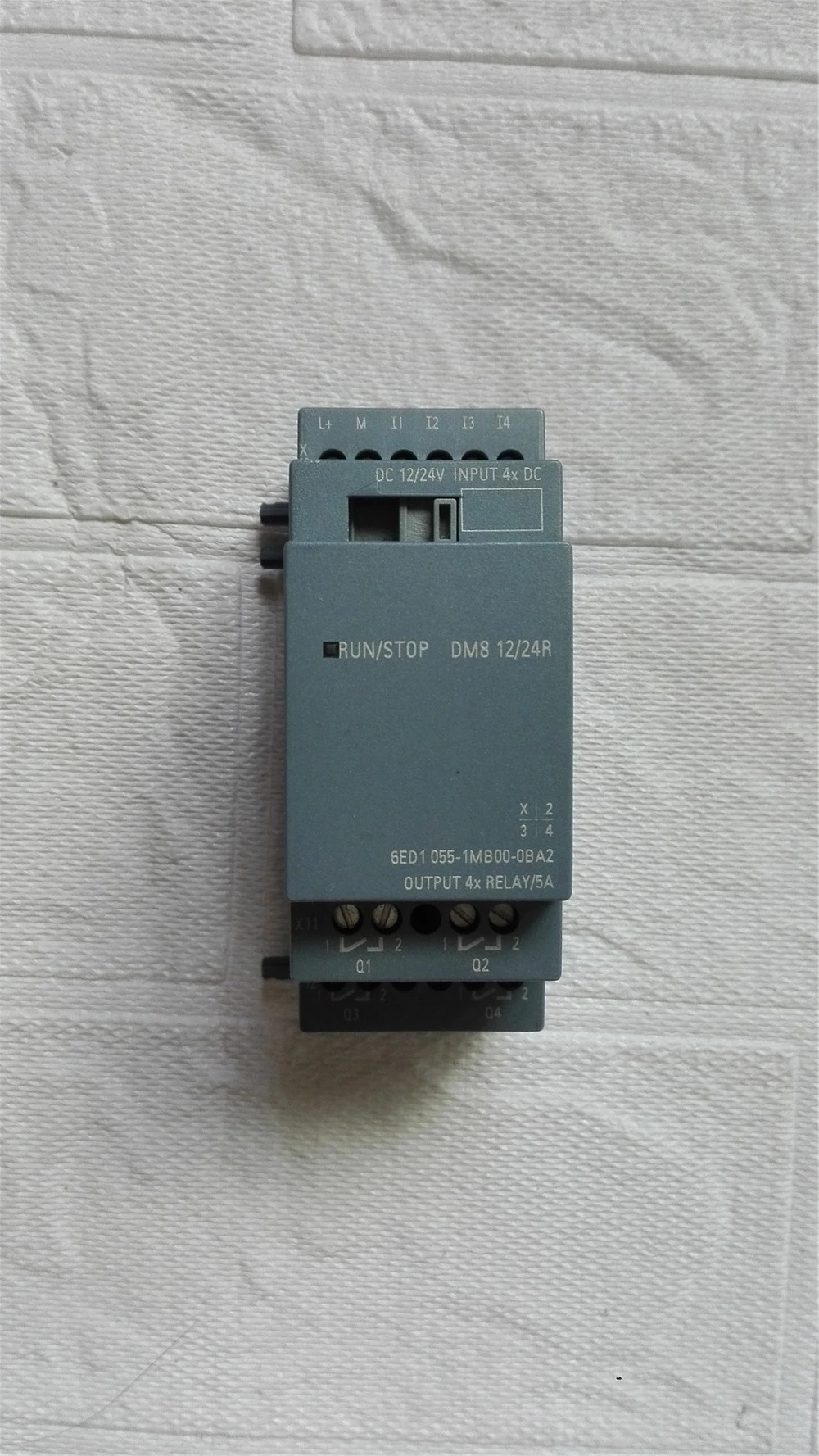 Used 1MB00-0BA2 6ED1055-1MB00-0BA2 логотип simatic! 8, DM8 12/24R модуль расширения, 4 DI/4 сделать для логотипа! 8 заменить 6ED1055-1MB00-0BA1 - Цвет: Used 1MB00-0BA2