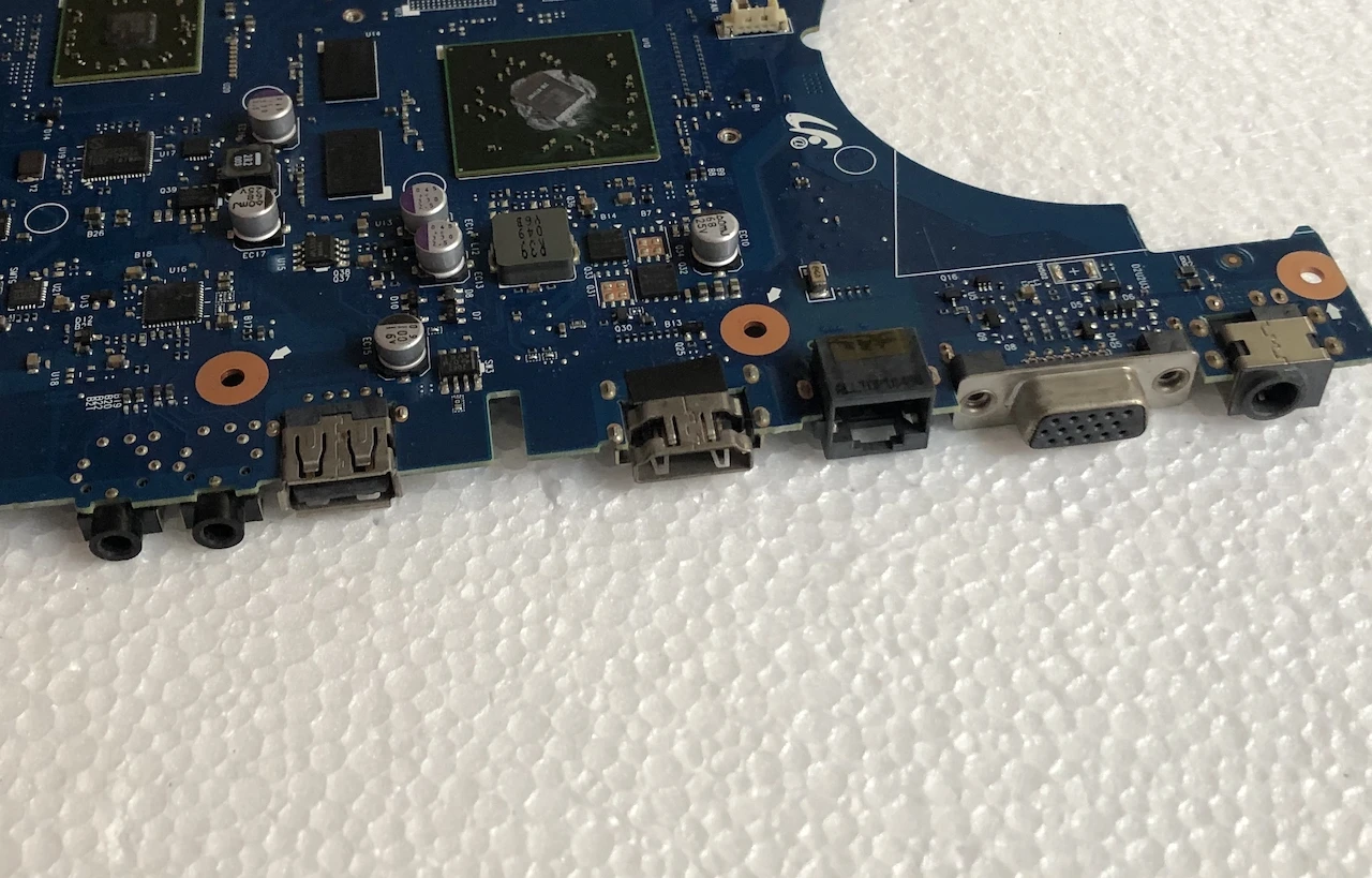 latest computer motherboard For Samsung NP-R525 R525 NP-R523 R523 Laptop motherboard BA92-06013A BA92-06014A motherboard100%tested fully work best motherboard for office pc