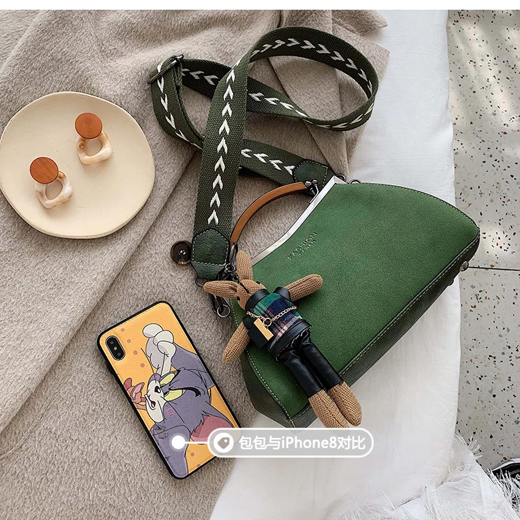 Retro Matte Autumn and Winter Women's Bag New Wave Fashion Wild Messenger Bag Wide Shoulder Strap Bag gg
