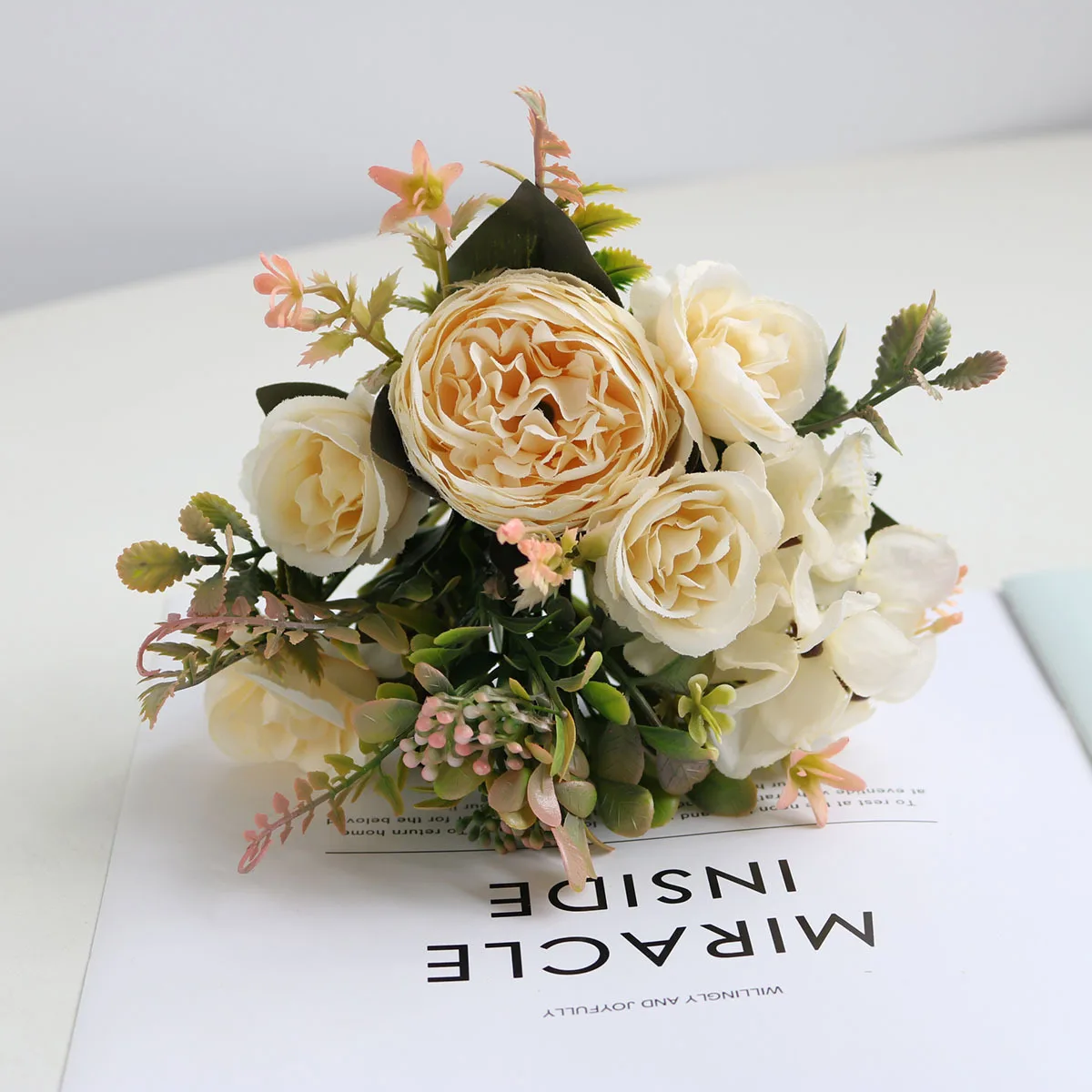 4 Mazzi Di Peonie Finte In Seta Con Foglie Verdi, Fiori Artificiali Per Matrimonio E Decorazione Casa, Colore Rosa Intenso - 5