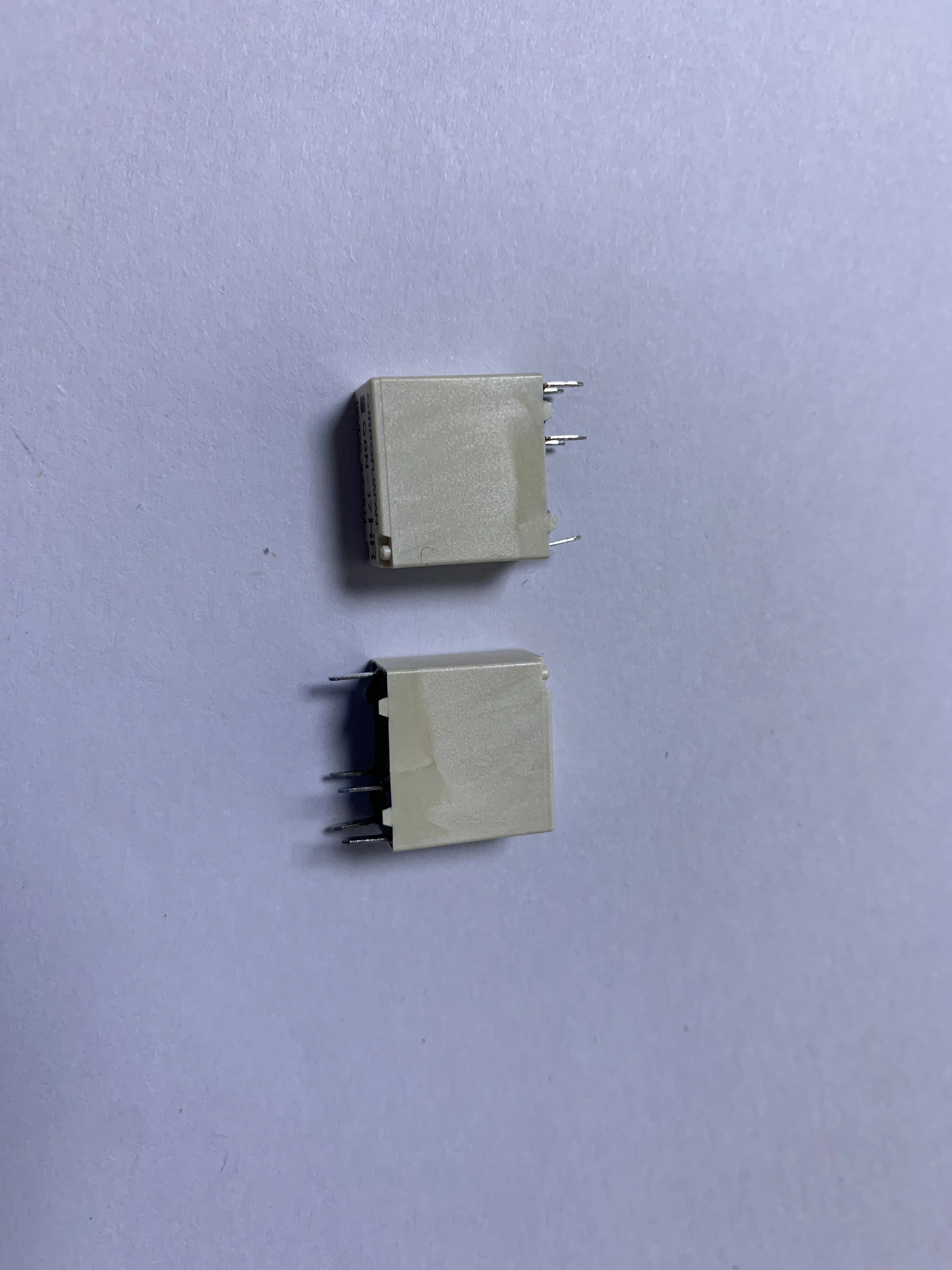 2Pcs/Lot/BENZ 12V relay G8N-17HR G8N 17HR G8N17HR 12VDC DC12V 12V 5PIN