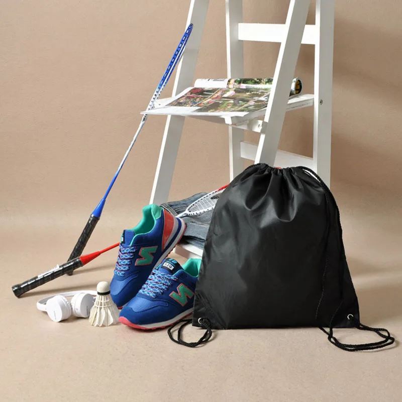 Сумка для хранения в тренажерном зале нейлоновый рюкзак для верховой езды на шнурке водонепроницаемая одежда для маленьких детей игрушки для путешествий белье для стирки косметичка - Цвет: Черный