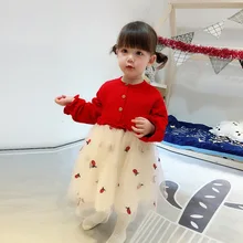 Весеннее платье для новорожденных; Хлопковое платье для малышей; праздничные платья для девочек с клубничкой; Модная одежда для маленьких девочек; Цвет Красный
