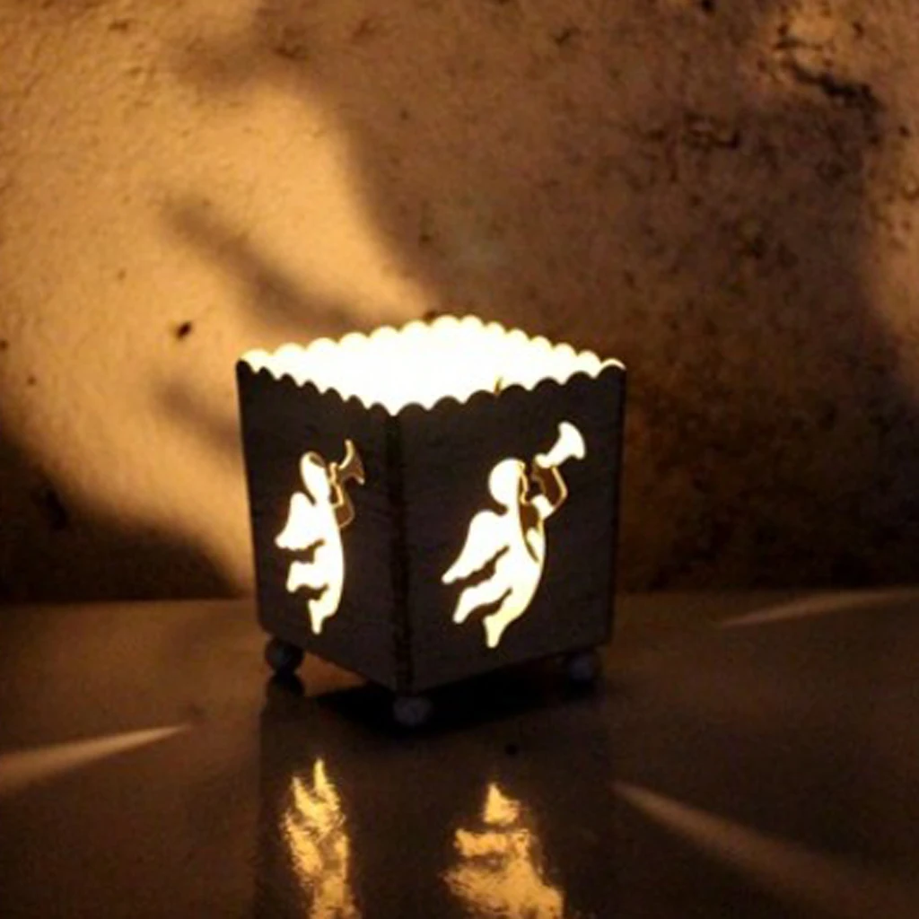 European Christmas Decor Metal Hollowed Lantern Iron Candle Holder Tea Light Candlestick Lantern Home Festival Decoration Gifts