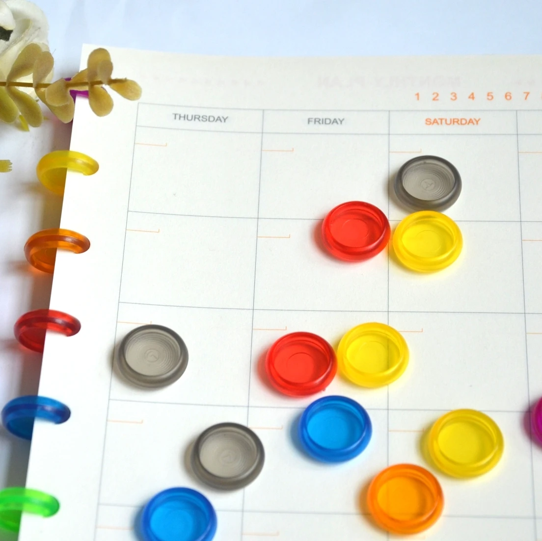 

12pcs 18Mm Plastic Binding Disc Notebook Mushroom Hole Button Notepad Plastic Loose-leaf Coil Buckle Colorful Binder Ring