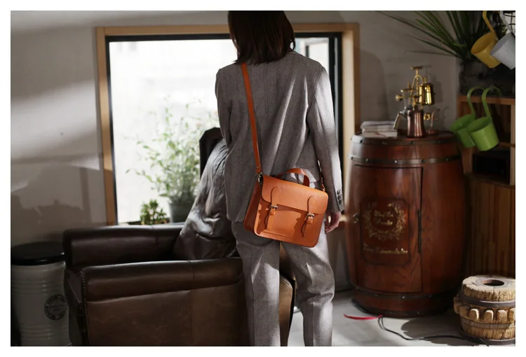 AETOO Портативная сумка через плечо, художественная школьная сумка для женщин, винтажная сумка из воловьей кожи ручной работы