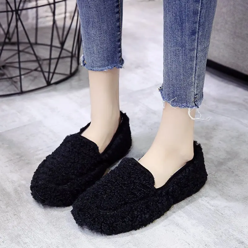 

Black Curly Lamb Fur Moccasins Female Shallow Slip on Loafers Solid Color Round Toe Flats All-march Wool Furry Shoes Woman 2020