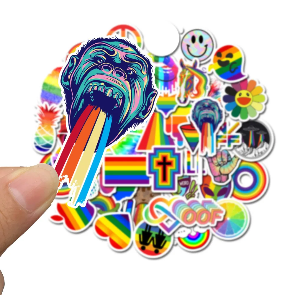 круглая наклейка с радугой. радуга с облаками стикер. Rainbow sticker tokens. радужные наклейки. стикеры разноцветные.