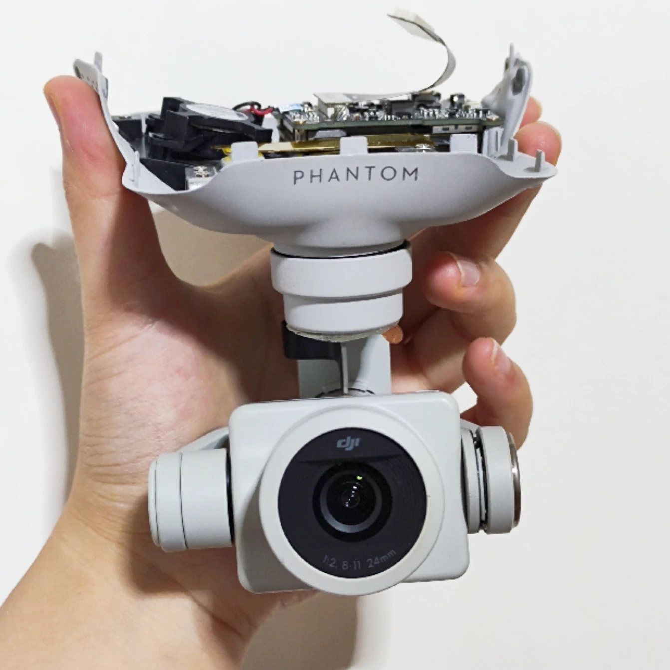 Description Picture 3 of itemOriginal Used For Phantom4 Std / Phantom4 Adv & Phantom4 Pro &V2.0 Gimbal Camera Repair Parts Replacement Accessory