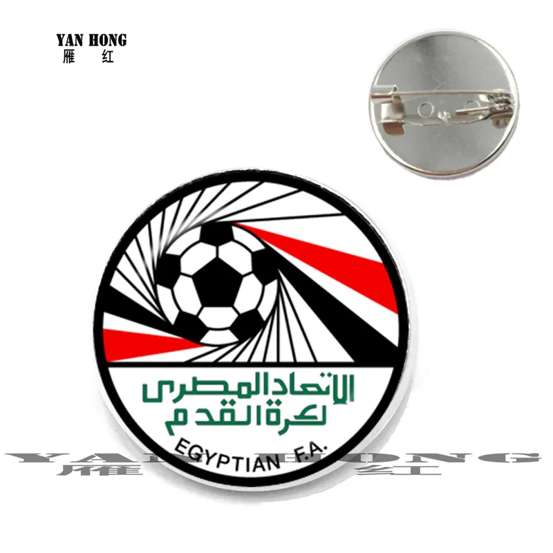 Футбольные Значки из Saudi Arabian представляют этническую честь чтобы сделать модные