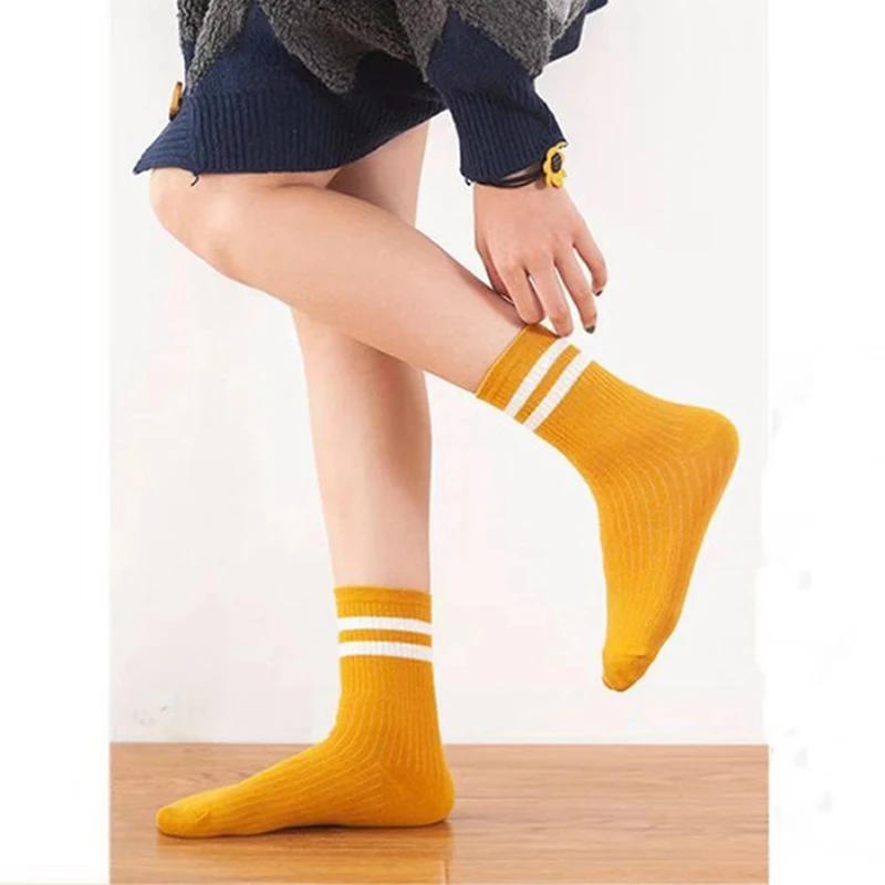 20pair/lot=40pcs Women white black cotton socks Girls cute loose candy socks Japanese harajuku designer retro striped socks