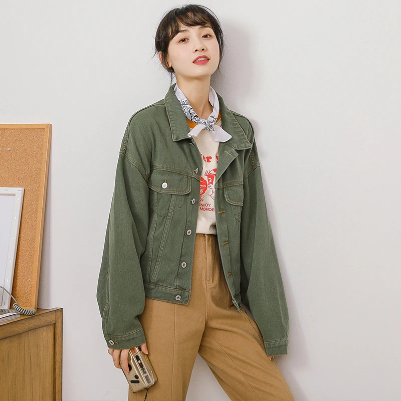 Куртка джинсовая женская в стиле бойфренда однотонная верхняя одежда из денима