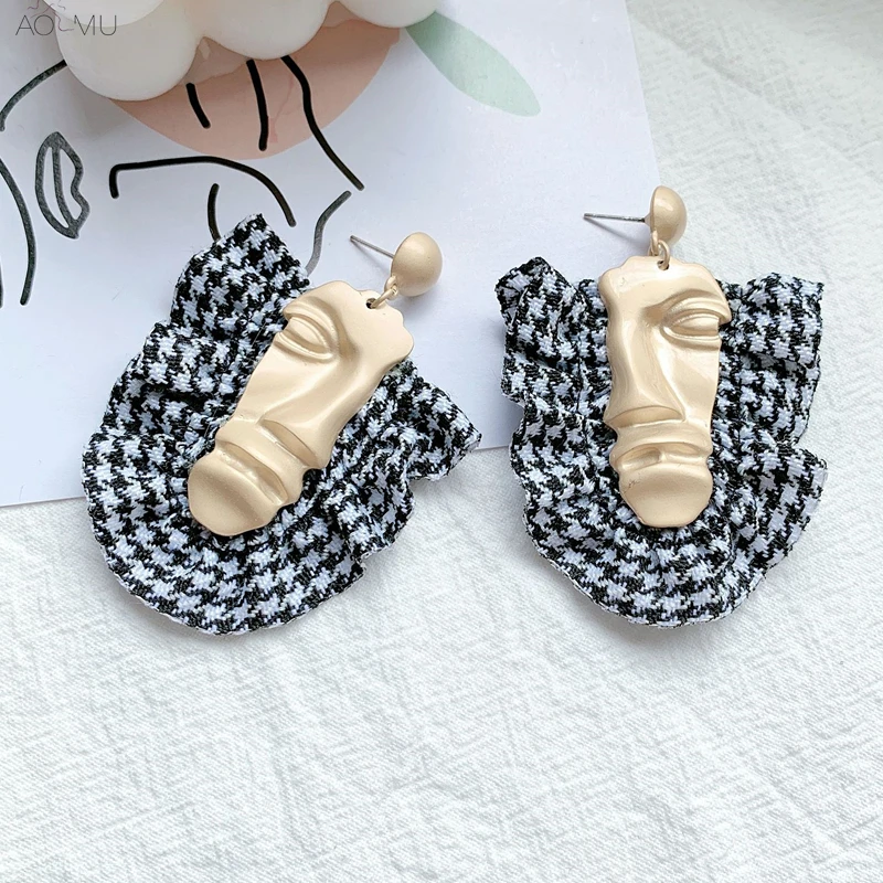 

AOMU 2019 Hyperbole Metal Gold Abstract Face Polka Dot Cotton Dangle Drop Statement Earrings for Women Unique Funny Gothic Jewel