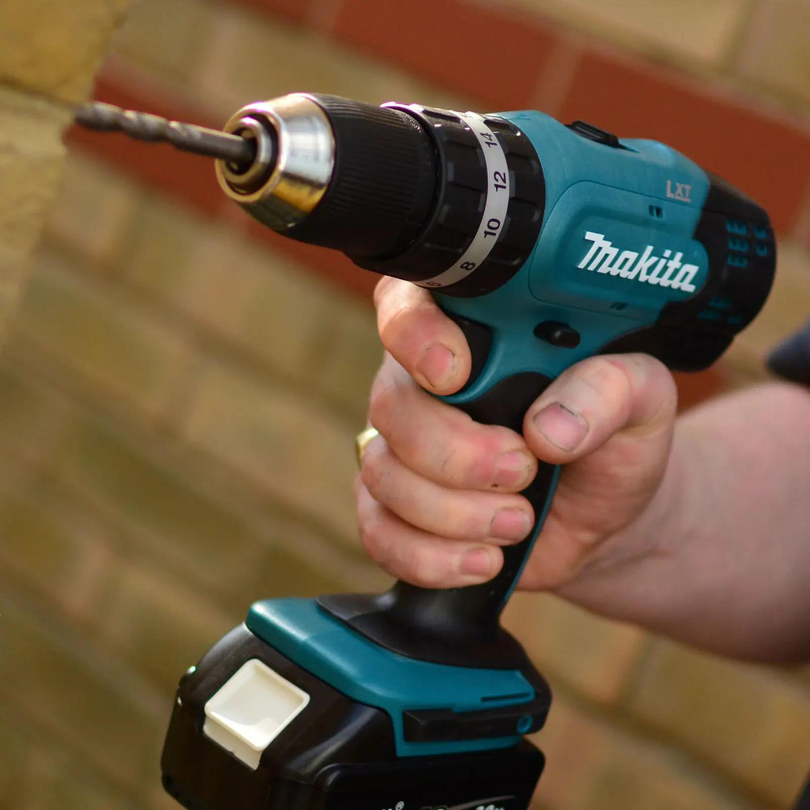 DHP453Z MAKITA DHP453 18V LXT Li Ion 