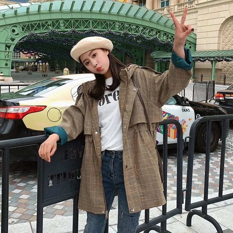 

Photo Shoot England CHIC Retro Plaid Hooded Drawstring Waist Hugging Trench Coat Loose Casual Workwear Coat Women's Mid-length
