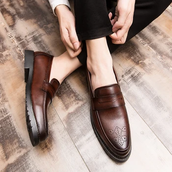 

italian coiffeur casual shoes men loafers fashion shoes 2019 patent leather designer shoes men high quality sepatu slip on pria
