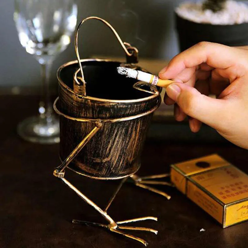 Retro Creative Faucet Bucket Ashtray Iron Crafts Ash Tray Smoking Cigarette Holder for Living Room Bar Home Decor - Цвет: 15.5x14cm