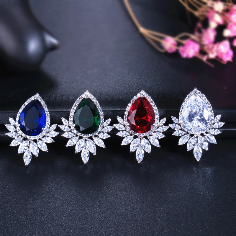 ThreeGraces элегантные женские серьги гвоздики с фианитами прозрачные белые большими