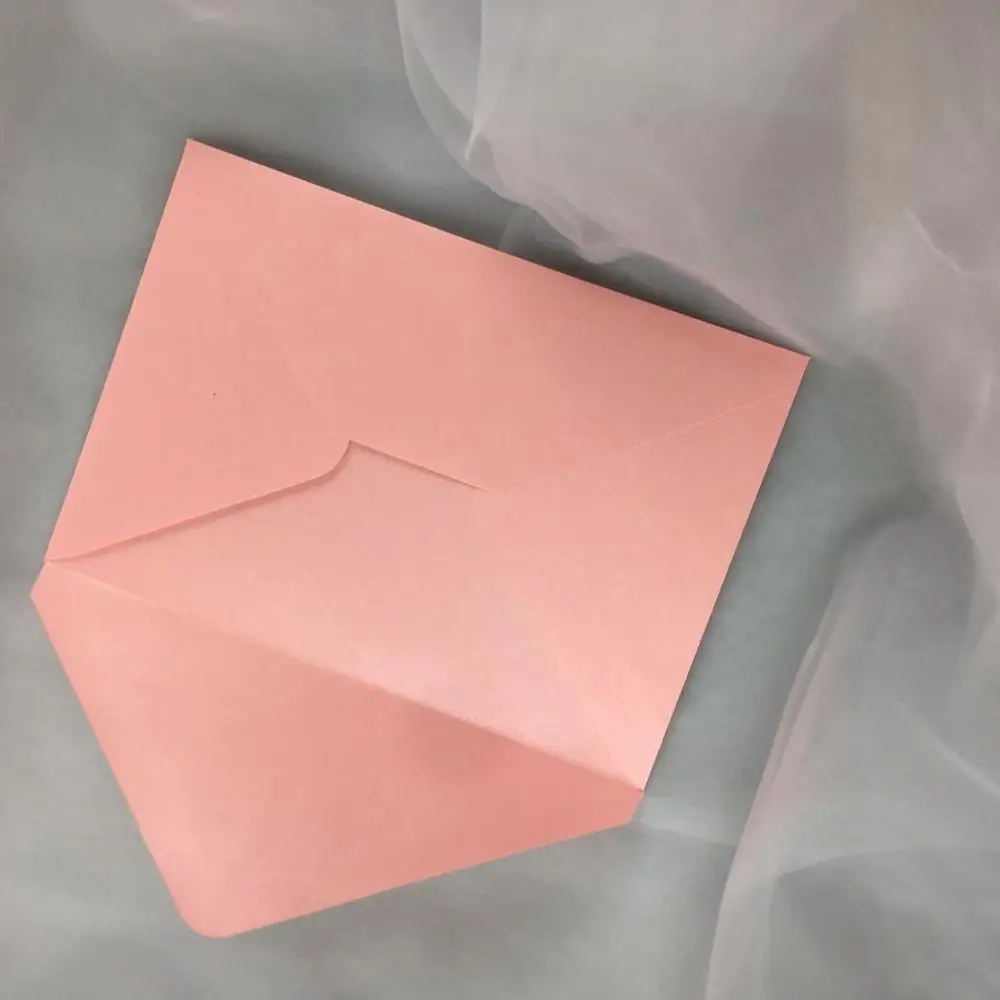 pink 50 шт./лот,, 120 г, перламутровая бумага, свадебная пригласительная карта в конверте, пригласительные, подарочные, вечерние, конверты - Цвет: pink