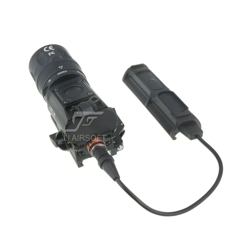 ACI SF M720V WeaponLight/фонарик(черный/загар