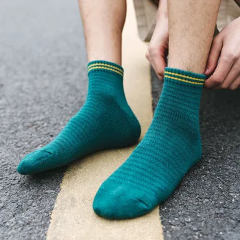 

1Pair Men's Cotton Towel Sports Socks Breathable Soft Sweat-absorbing Basketball Socks Winter Male Anti-slip Running
