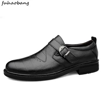 

Men casual Loafers genuine Leather Hollow out Breathable Casual Shoes Men Footwear brogue Flat Shoes Boat Male Sapato Masculino