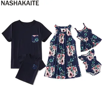 

NASHAKAITE NEW Family T-shirts Blue Floral Print Women Girl Tops Baby Rompers Daddy and me T-shirts Casual Mommy and me clothes