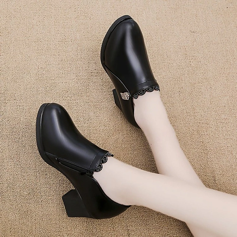 Women Shoes 2020 Spring Autumn Women Leather High Heel Pumps Shoes Lady Med Heels Office Shoes Female Dress Shoes