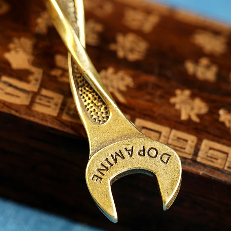 brass wrench rope key pendants (1)