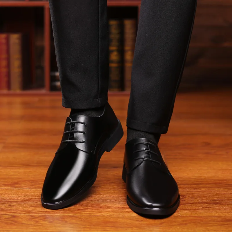 Mazefeng Retro Bullock Design Men Business Formal Shoes Classic Pointed Toe Leather Shoes Men Oxford Dress Shoes Big Size 38-44