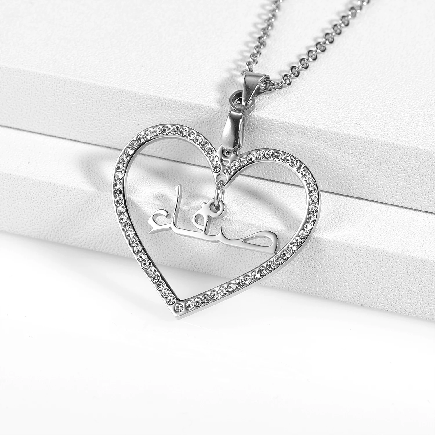 Custom Arabic Name Necklaces Love Heart Crystal Pendant For Women Personalized Gold Chain Islamic Jewelry Birthday Gift