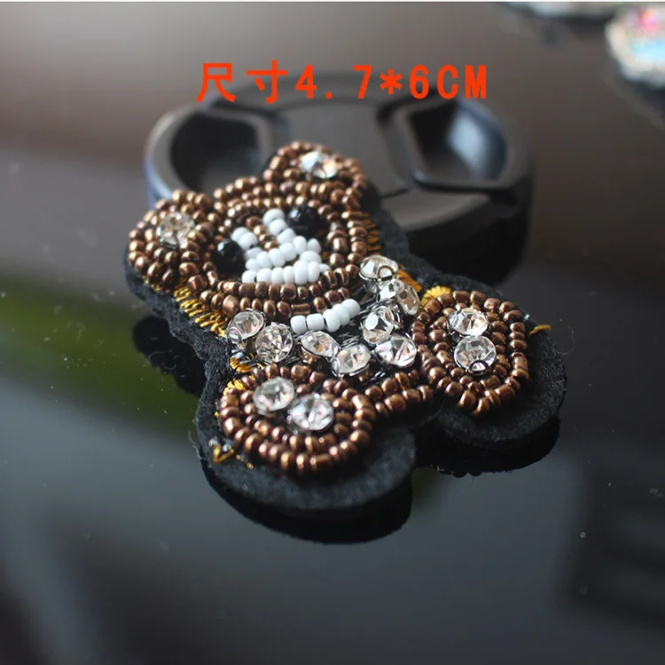 

1Pcs 3D Mini Bear Handmade Rhinestone Beaded Patches Sew on Crystal Patch for Clothing Beading Applique Cute Patch LSHB935