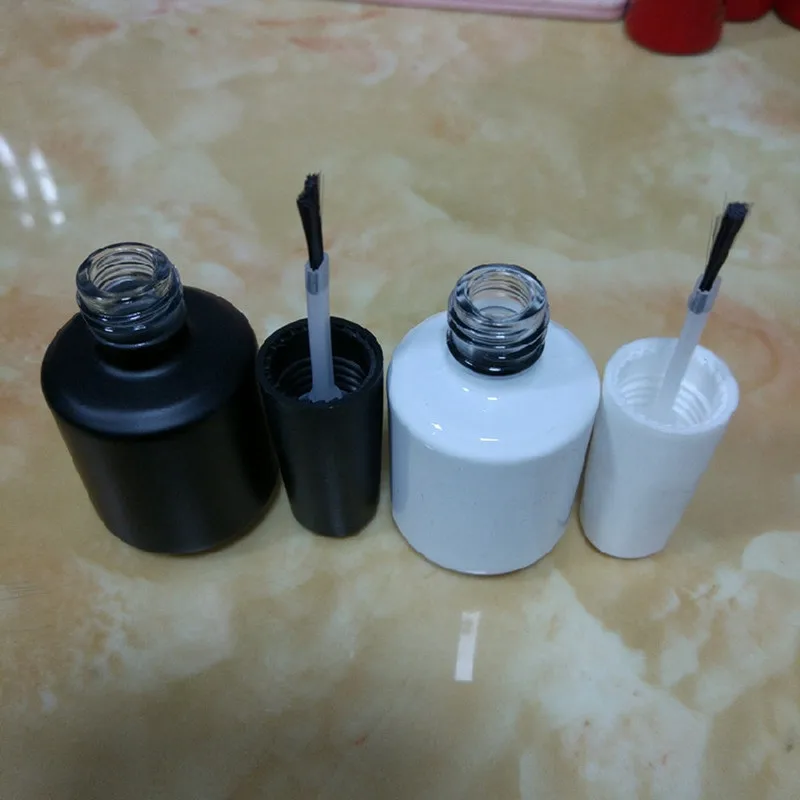 

10/20/30PCS 15ml Empty Nail gel Container Bottles Nail Polish bottlesBlack&White Nail Glass Bottles Nail Art Oil Packing Bottles