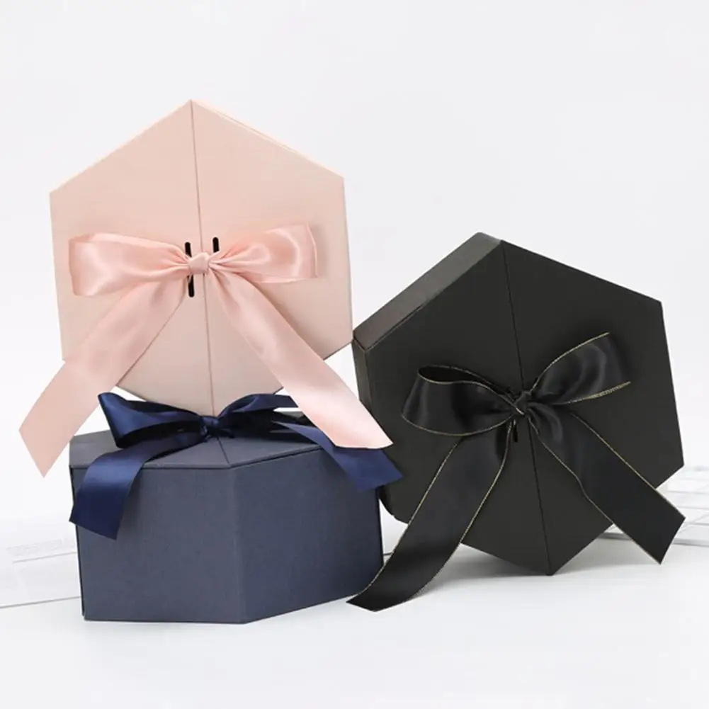 

Wedding Decoration Paper Gift Box Packaging with Raffia Jewelry Candy Box Paper Box Gift Box Wedding Box Festive Party Supplies