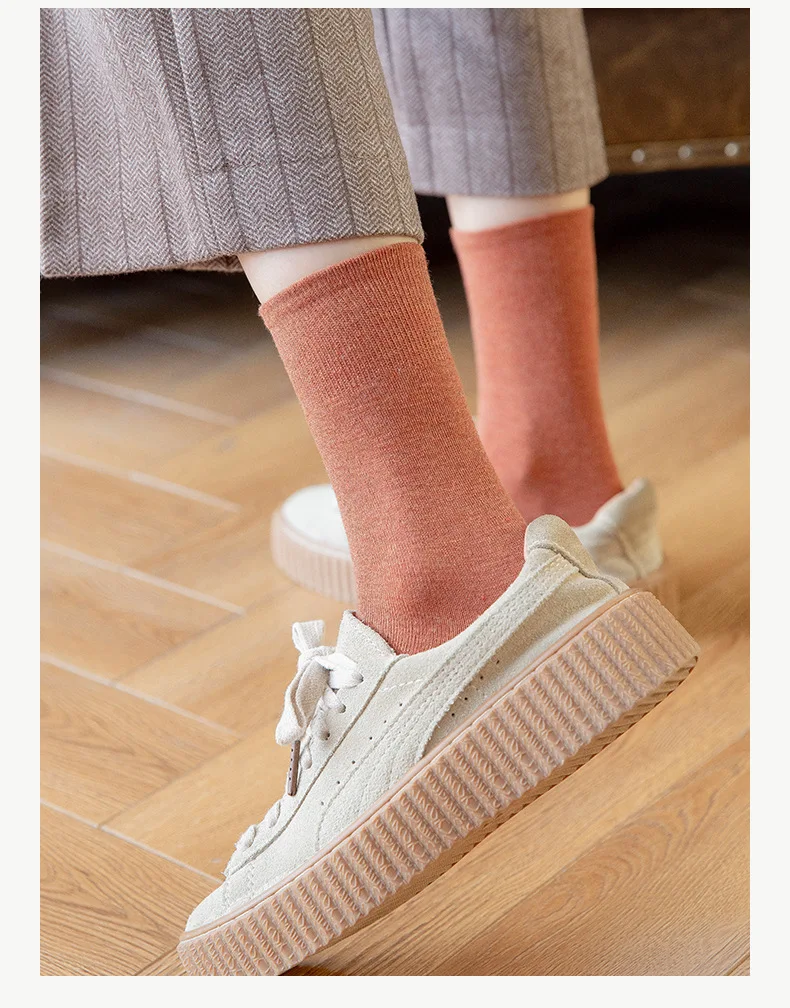 Solid color socks Ⅰ Middle tube Knitted Japanese Korea Loose Long Socks Women Pile Ins Soft Fashion girls Spring and Autumn