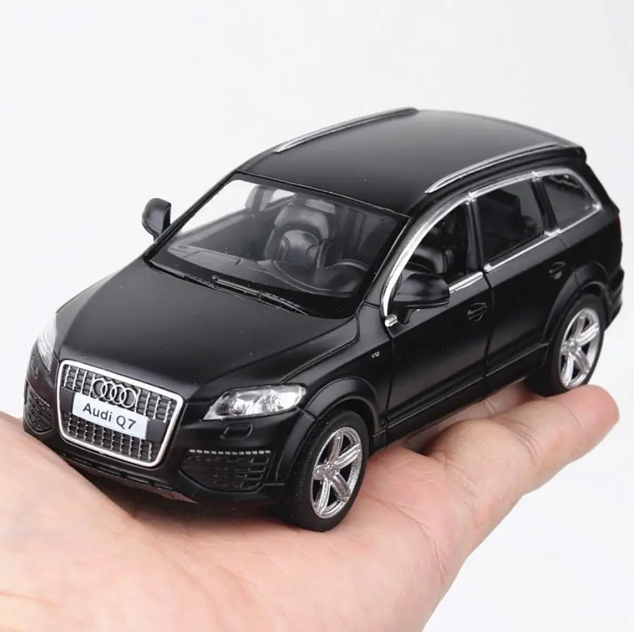 Лидер продаж колес в масштабе 1:36 Германия das audis Q7 литый под давлением автомобиль