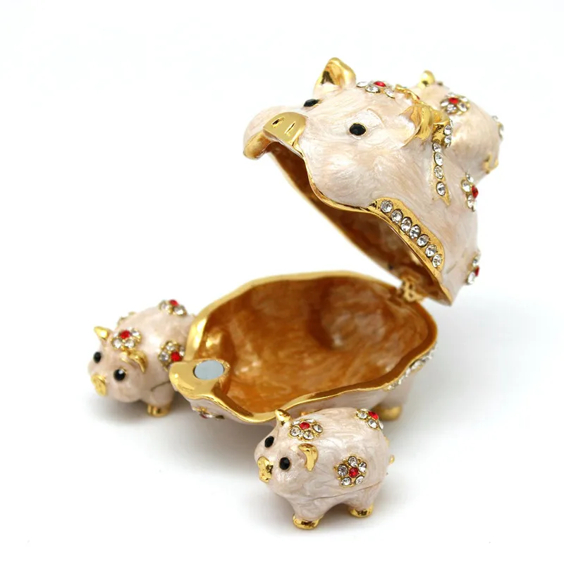 pig family trinket box (9)