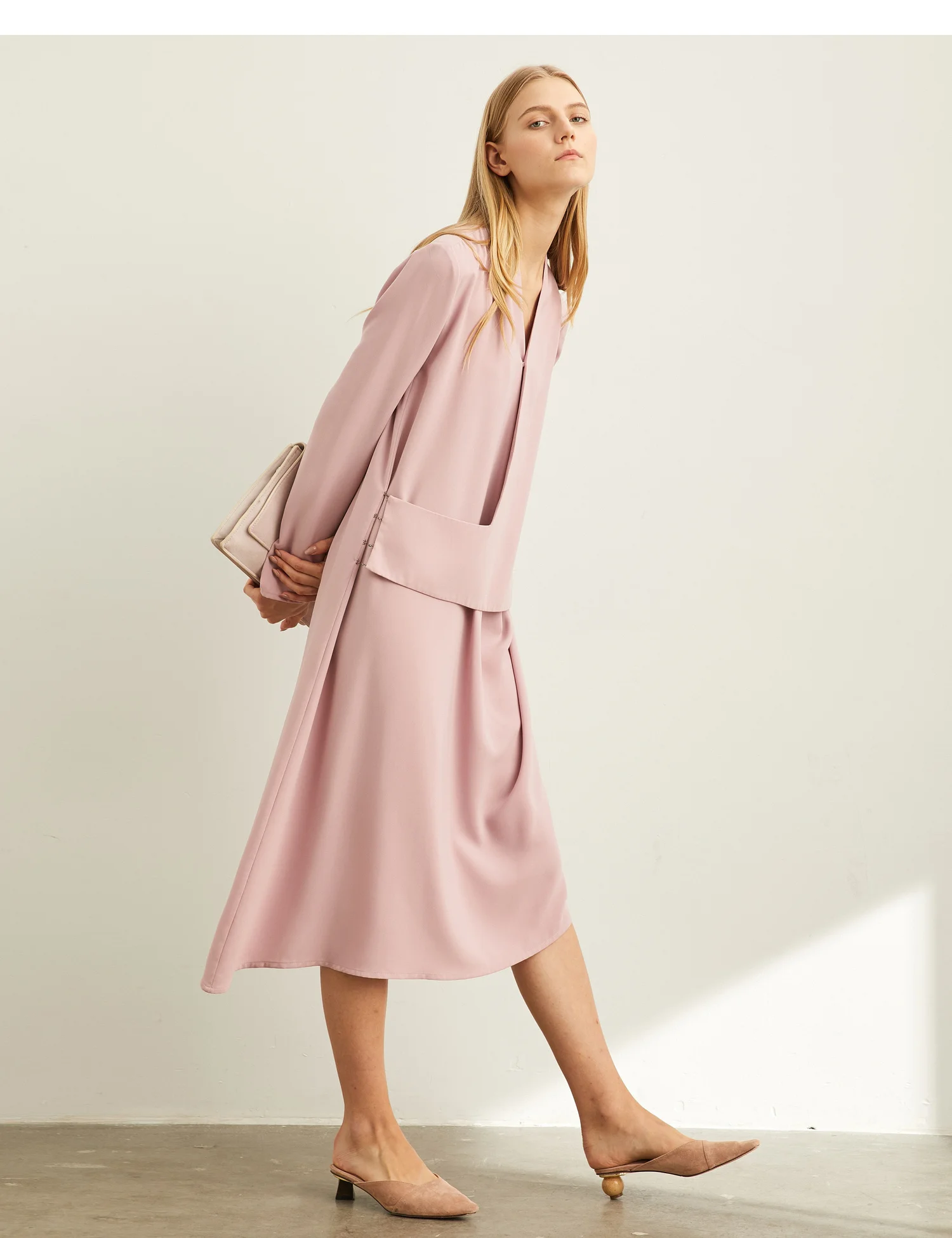 

Amii Minimal French Miniature Dress 2019 Fall New Loose V-Neck Asymmetrical Mid-Skirt