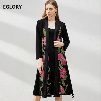 

Elegant 1950s Long Coats Outerwear 2020 Autumn Winter Overcoats Women Exquisite Embroidery Scarves Patchwork Plus Size Coat 4xl