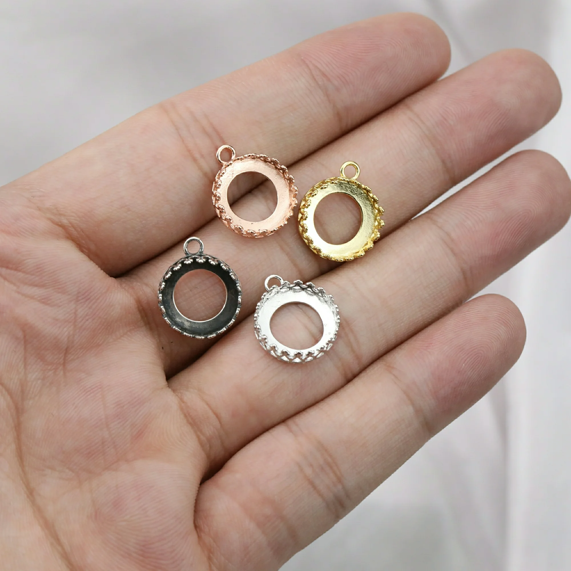 アクセサリー min Amazon.com: High Quality Round Cz Stud Earrings. Sterling